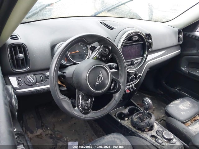 2019 MINI COUNTRYMAN WMZYT3C5XK3E97985 Photo 6