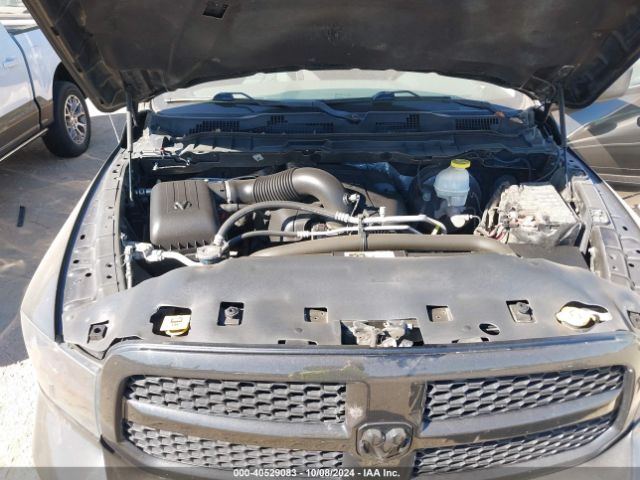 3C6RR7KT8HG626892 RAM 1500 Express  4x4 5'7 Box