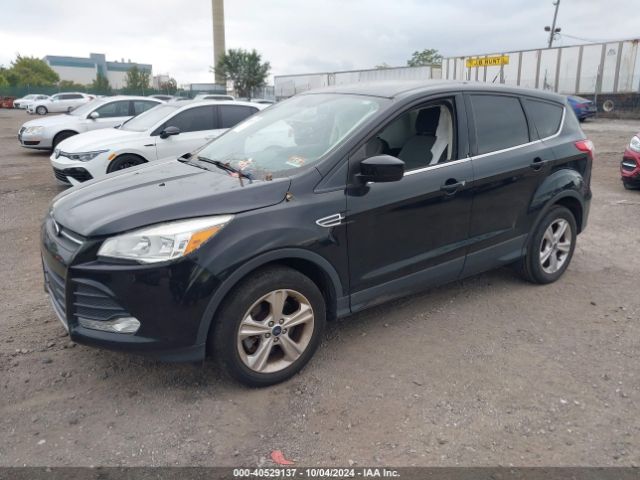 1FMCU9GX1GUB12703 Ford ESCAPE SE
