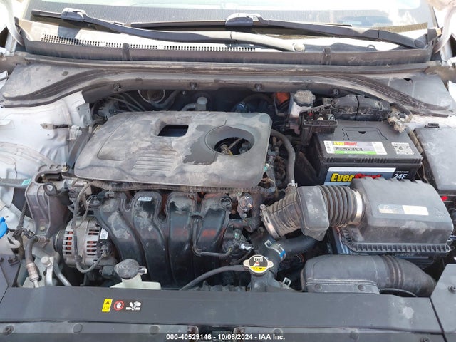 Hyundai ELANTRA SE 2019 5NPD74LF8KH496434 Image 10