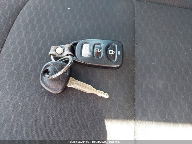 Hyundai ELANTRA SE 2019 5NPD74LF8KH496434 Image 11