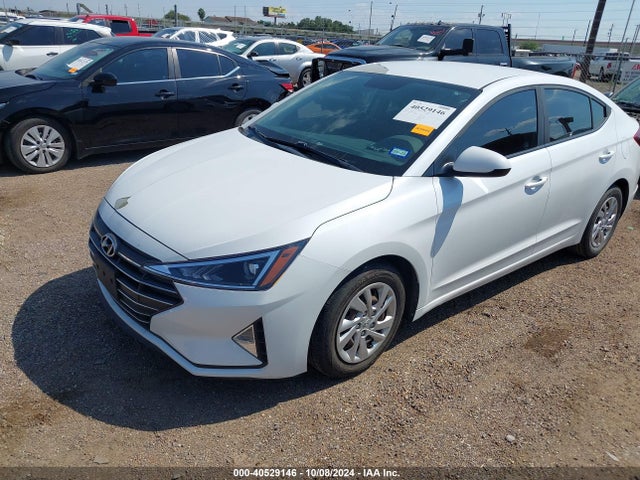 Hyundai ELANTRA SE 2019 5NPD74LF8KH496434 Image 2