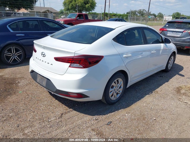Hyundai ELANTRA SE 2019 5NPD74LF8KH496434 Image 4