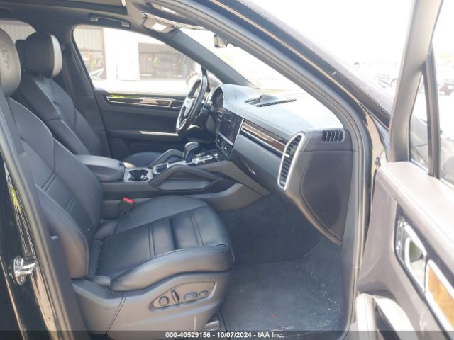 WP1AA2AYXPDA05130 Porsche Cayenne Platinum Edition