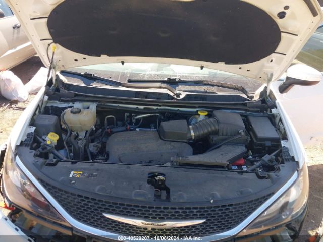 2C4RC1DGXMR541547 Chrysler Voyager Lxi