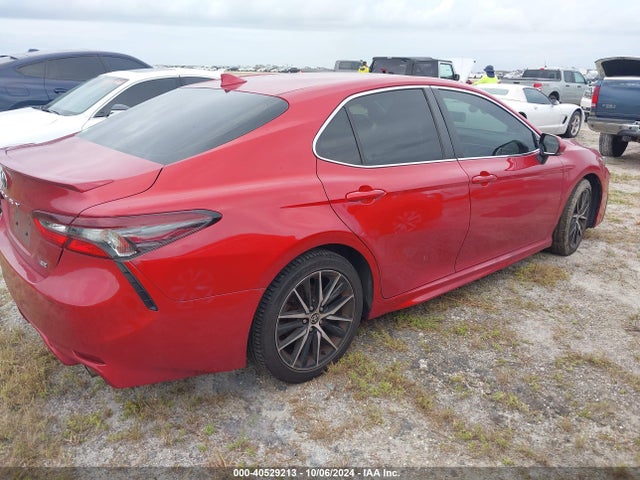 Toyota CAMRY SE 2022 4T1G11AK6NU021299 Image 4