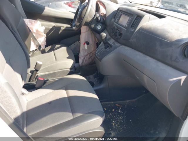 3N6CM0KN2KK696363 Nissan NV200 SV