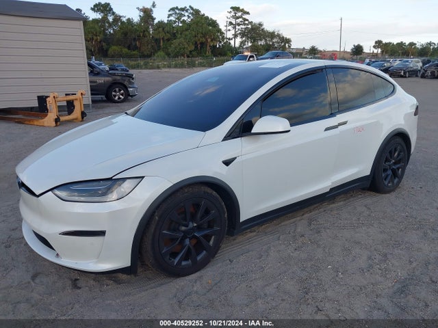 2022 TESLA MODEL X 7SAXCBE56NF344045 Photo 1