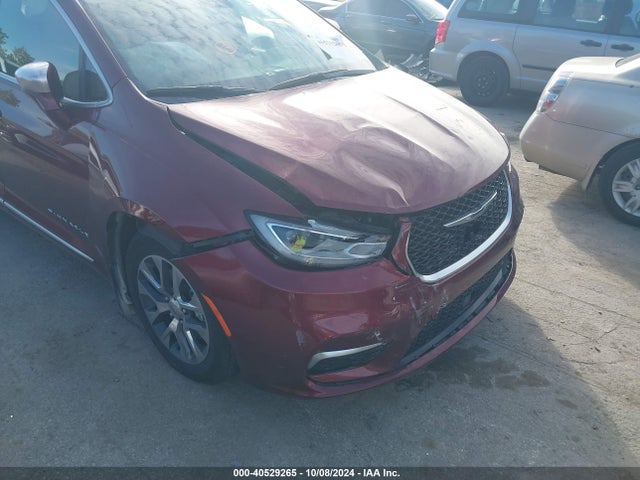 Chrysler Pacifica Hybrid Pinnacle 2022 2C4RC1N7XNR131900 Image 6