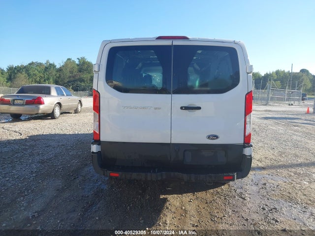 Ford Transit-150 2019 1FTYE1YM8KKB45313 Image 16