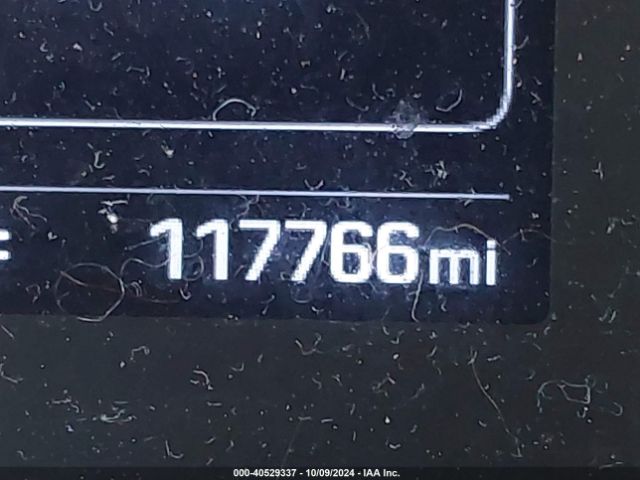 KM8J33AL3JU745546 Hyundai Tucson Sport