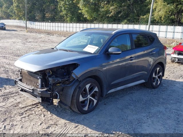 KM8J33AL3JU745546 Hyundai Tucson Sport