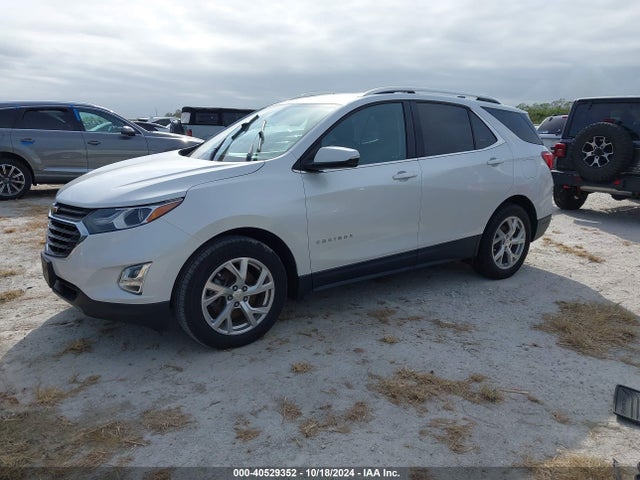 Chevrolet EQUINOX LT 2018 2GNAXKEX2J6345435 Image 2
