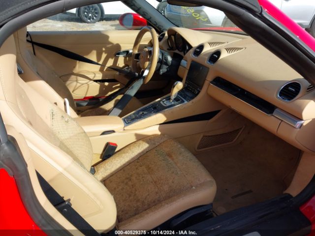 WP0CA2A89HS220599 Porsche 718 Boxster