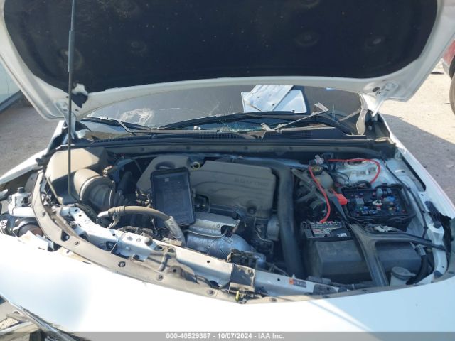 1G1ZD5ST9NF126807 Chevrolet Malibu Fwd Lt