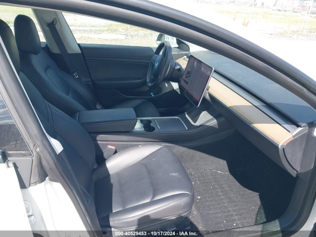 2021 TESLA MODEL 3 5YJ3E1EA4MF915253 Photo 4