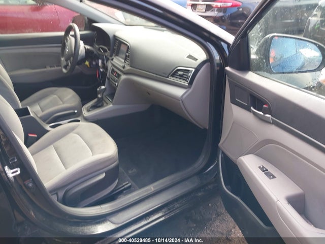Hyundai ELANTRA SEL 2018 5NPD84LF4JH235877 Image 5