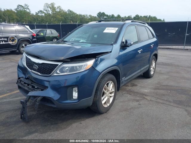5XYKTDA62FG576654 KIA SORENTO LX