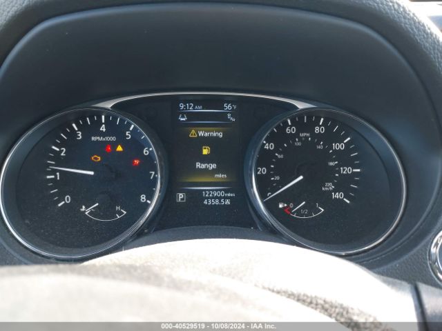 KNMAT2MV2FP525428 Nissan ROGUE SV