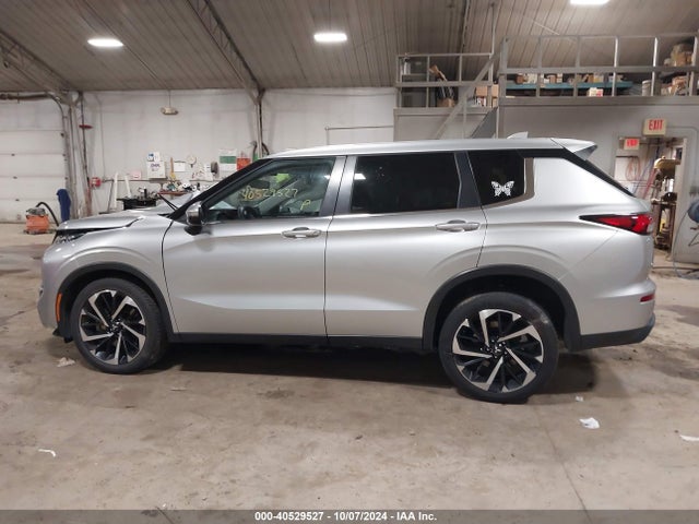 Mitsubishi Outlander Es 2.5 2022 JA4J4TA84NZ023552 Image 14