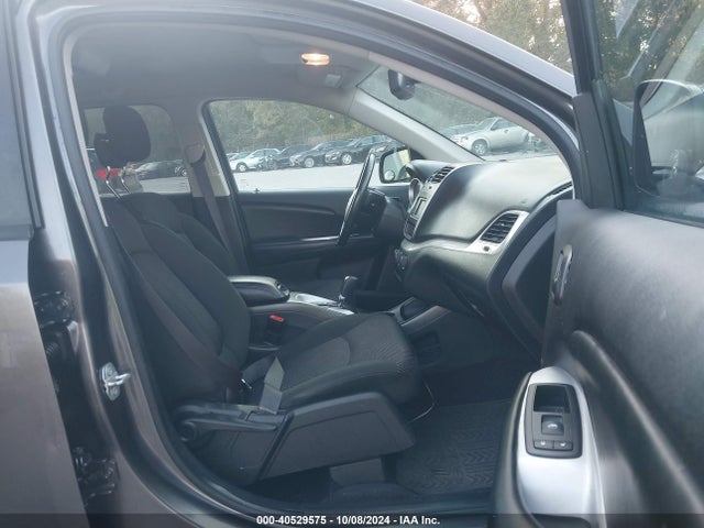 Dodge JOURNEY SE 2019 3C4PDCBBXKT852865 Image 5