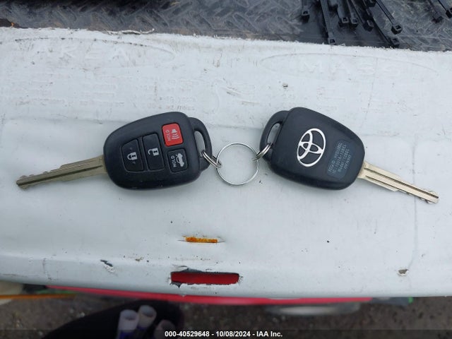 Toyota COROLLA LE 2015 5YFBURHE6FP365296 Image 11
