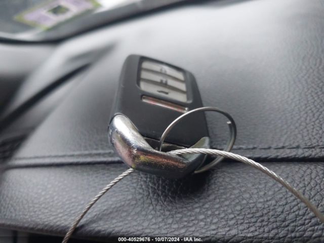5FNYF6H10GB045243 Honda PILOT LX