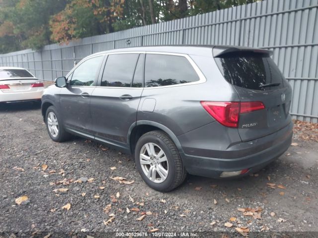 5FNYF6H10GB045243 Honda PILOT LX