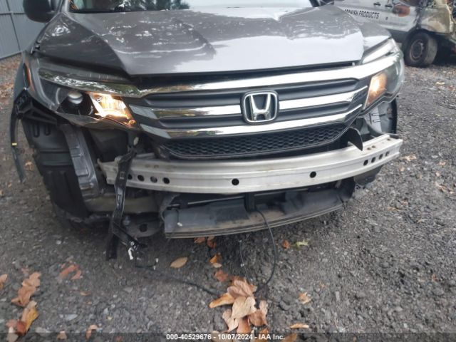 5FNYF6H10GB045243 Honda PILOT LX