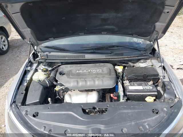 Chrysler 200 Limited 2015 1C3CCCAB3FN575411 Image 10