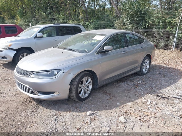 Chrysler 200 Limited 2015 1C3CCCAB3FN575411 Image 2