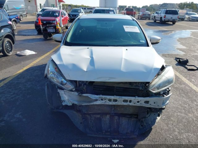 1FADP3J27HL212800 Ford Focus Titanium