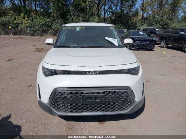 KNDJ23AU7R7230124 KIA SOUL LX