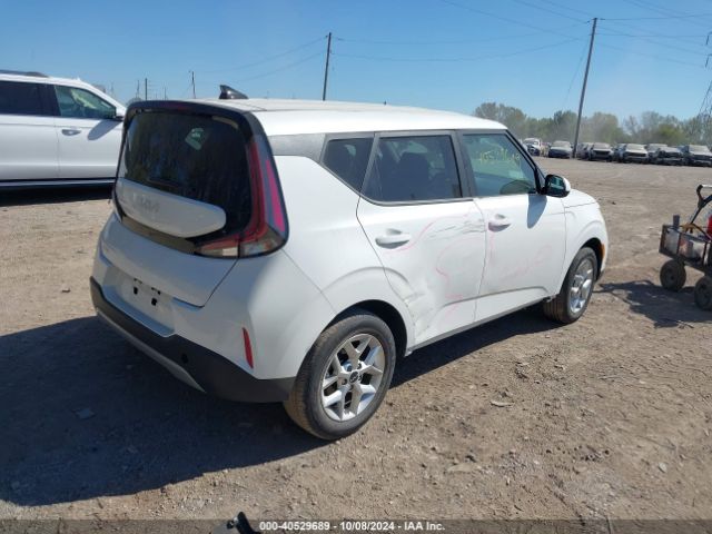 KNDJ23AU7R7230124 KIA SOUL LX