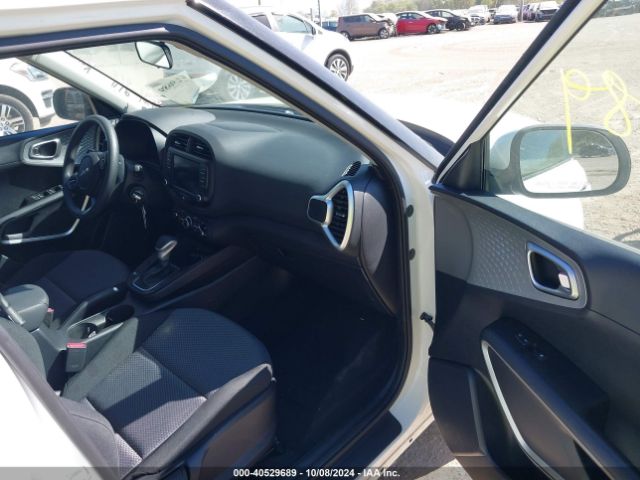 KNDJ23AU7R7230124 KIA SOUL LX