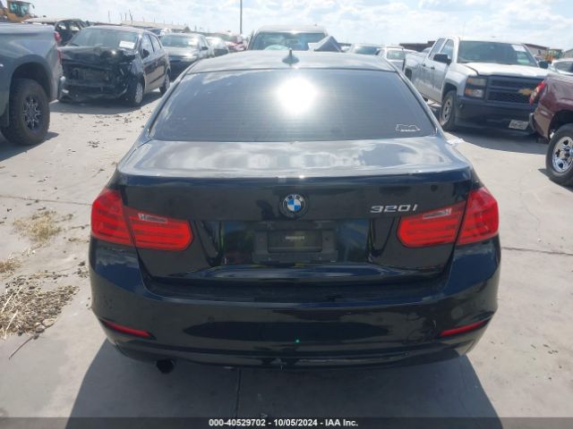 WBA3B1C54FK136789 BMW 320i