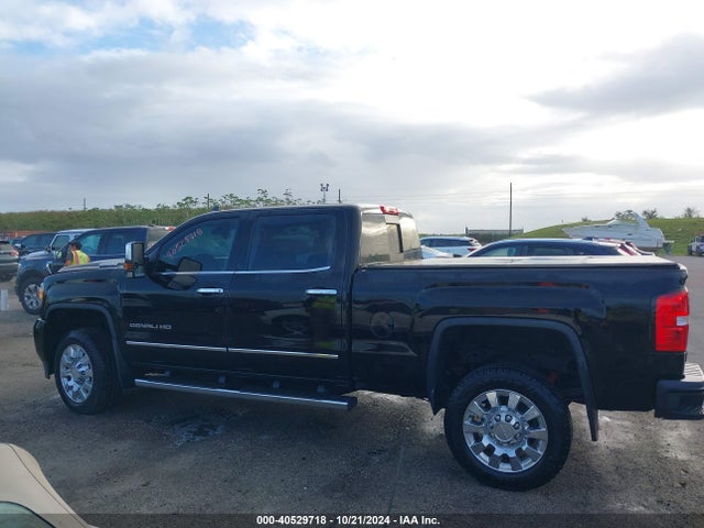 1GT12UEY2HF154500 GMC Sierra 2500hd Denali