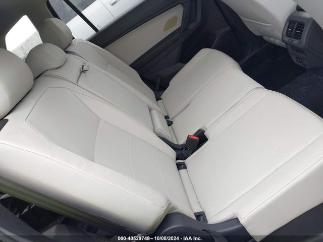 3VV3B7AX6KM083270 Volkswagen Tiguan 2.0t Se/2.0t Sel/2.0t Sel R-line/2.0t Sel R-line Black