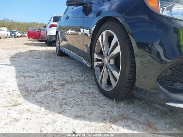 Mercedes-Benz E 350 2014 WDDHF5KB8EB012962 Image 18