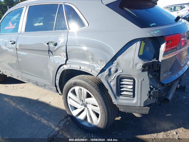 1V26E2CA3LC217412 Volkswagen Atlas Cross Sport 3.6l V6 Se W/technology/3.6l V6 Se W/technology R-line