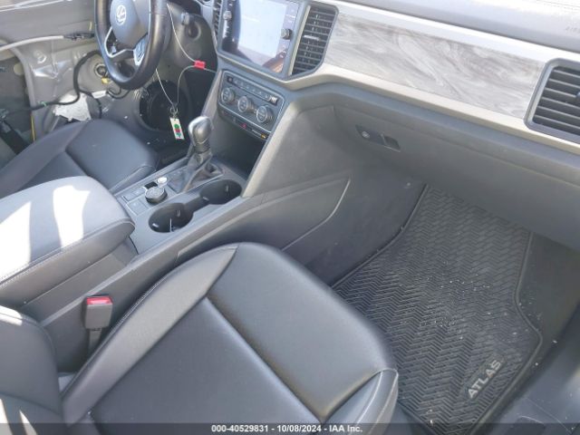 1V26E2CA3LC217412 Volkswagen Atlas Cross Sport 3.6l V6 Se W/technology/3.6l V6 Se W/technology R-line