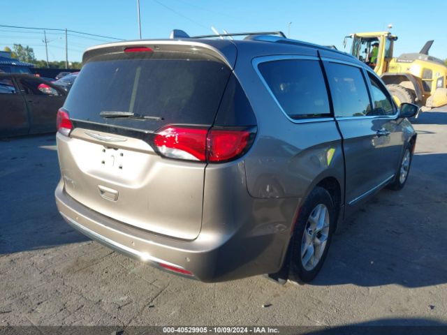 2C4RC1EG3HR656706 Chrysler Pacifica Touring-l Plus