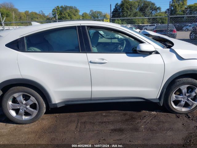3CZRU6H36NM756945 Honda Hr-v Awd Lx