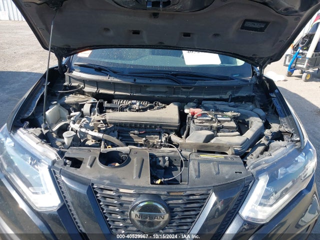 Nissan ROGUE SV 2018 5N1AT2MVXJC735884 Image 10