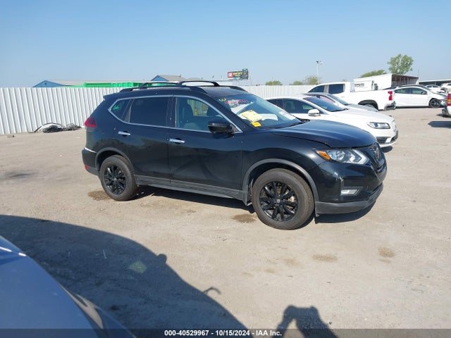 Nissan ROGUE SV 2018 5N1AT2MVXJC735884 Image 13