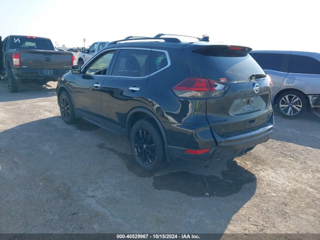 Nissan ROGUE SV 2018 5N1AT2MVXJC735884 Image 3