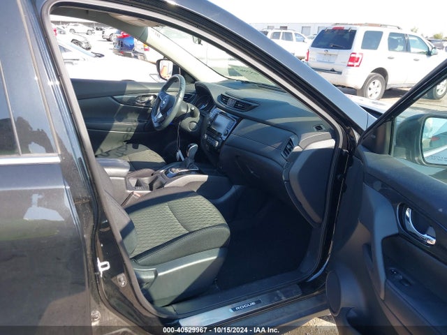 Nissan ROGUE SV 2018 5N1AT2MVXJC735884 Image 5