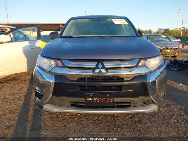Mitsubishi Outlander Es 2018 JA4AD2A3XJJ002597 Image 12