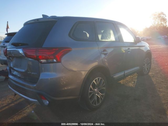 2018 MITSUBISHI OUTLANDER JA4AD2A3XJJ002597 Photo 3