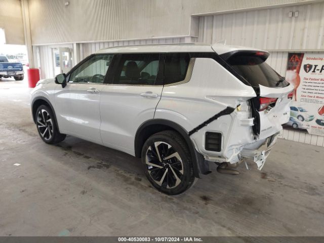 2022 MITSUBISHI OUTLANDER JA4J3VA84NZ092157 Photo 2
